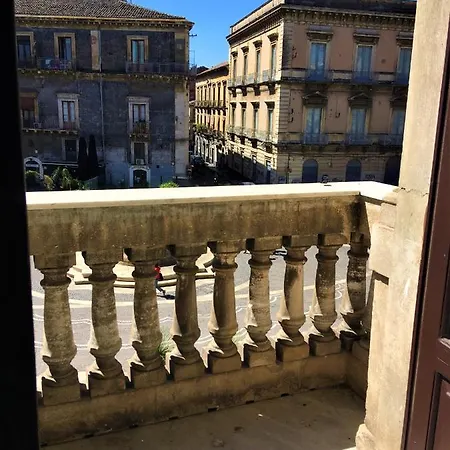 Panorama Sur L'opera *
